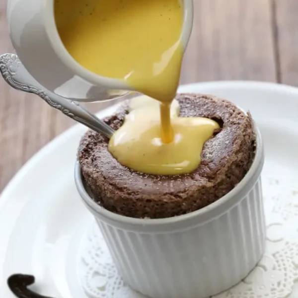 Crème Anglaise with Tahitian vanilla